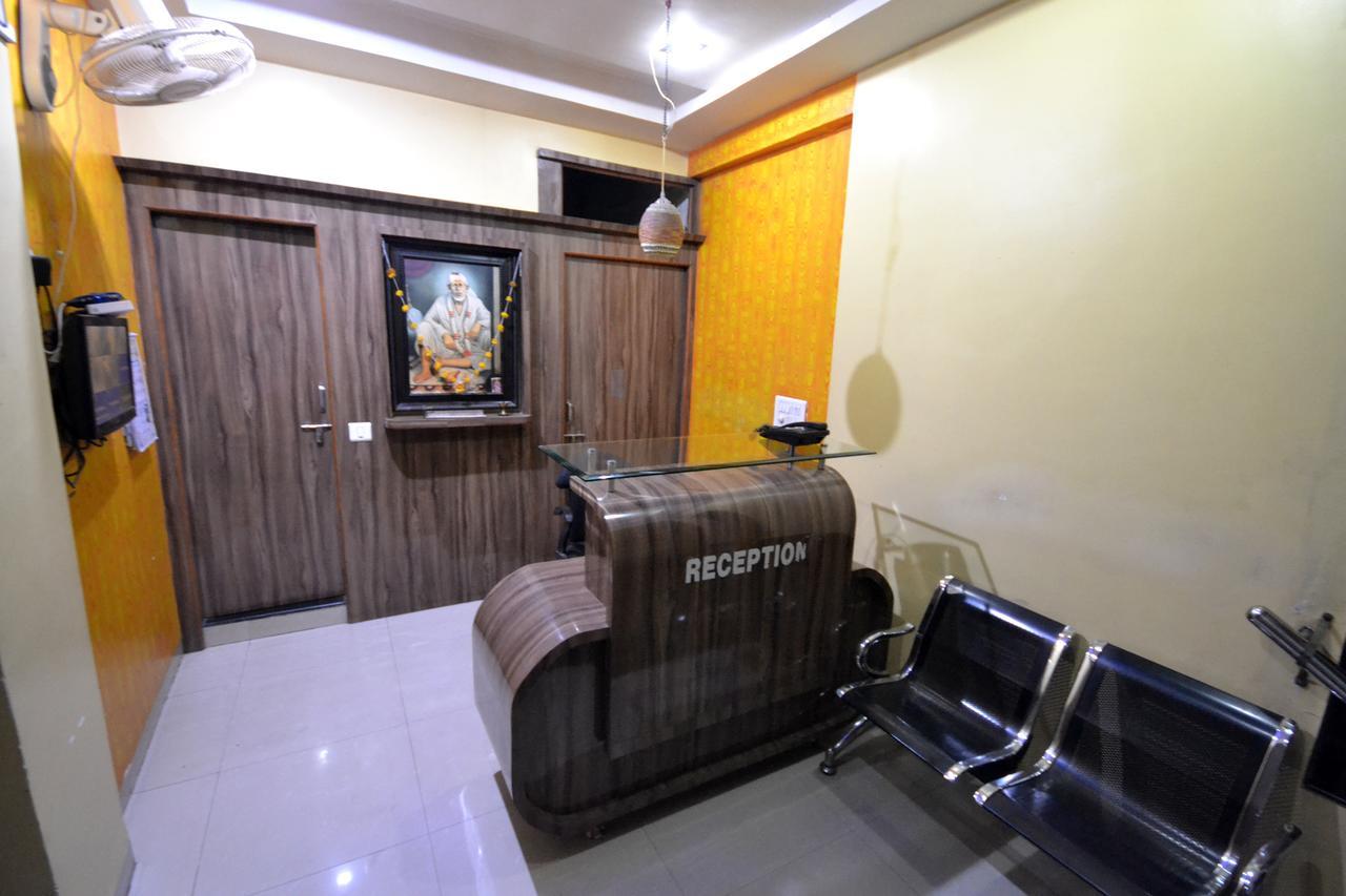 Hotel Madhava Shirdi Eksteriør bilde