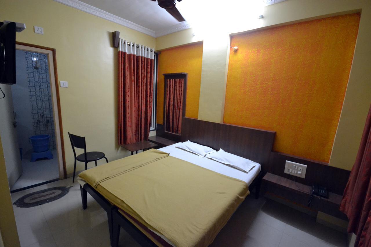 Hotel Madhava Shirdi Eksteriør bilde
